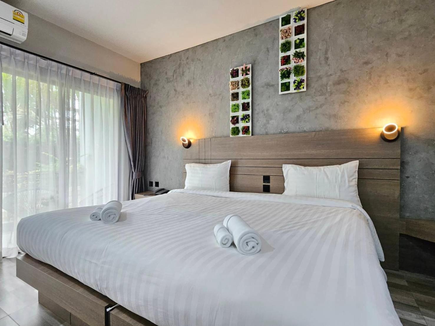 Little Loft Hotel Phuket Exterior photo