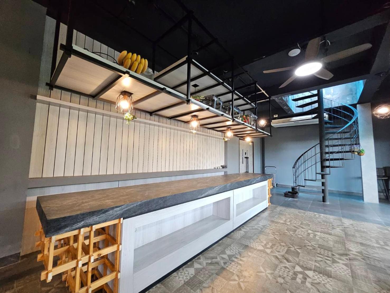 Little Loft Hotel Phuket Exterior photo